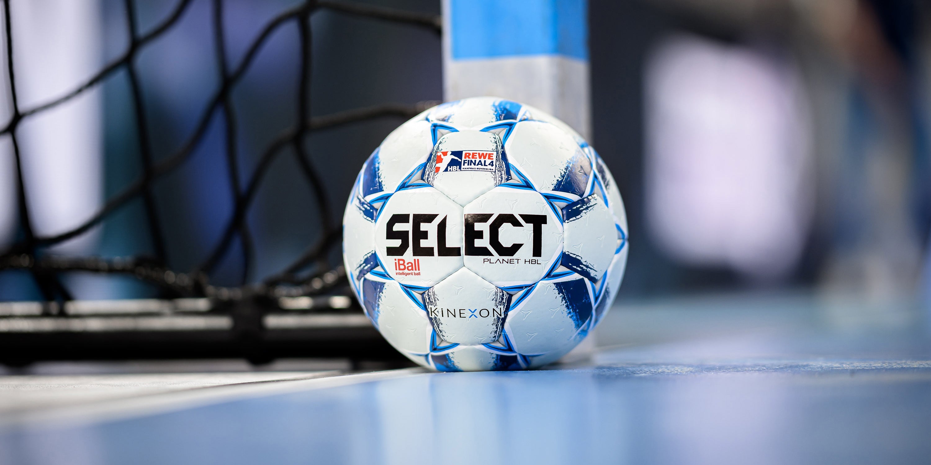 PREMIERE FÜR DEN PLANET HBL